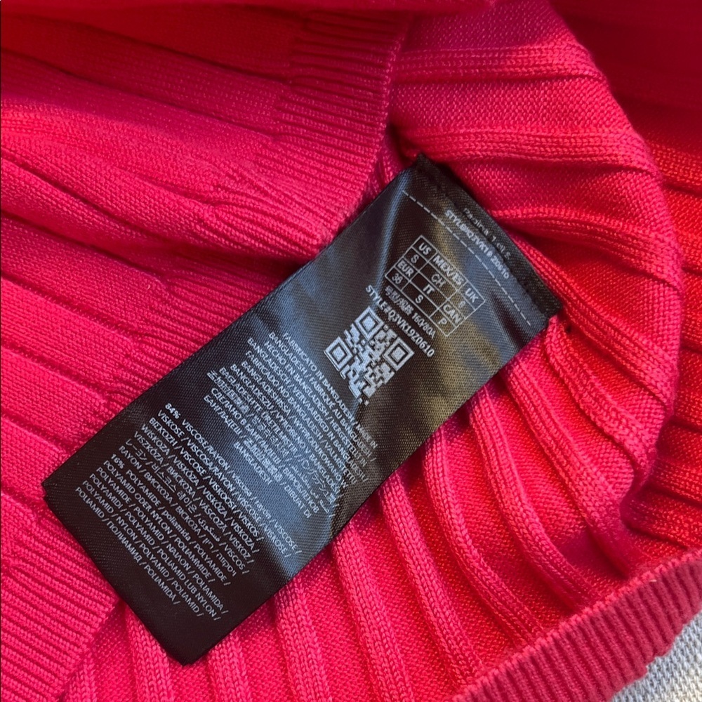 GUESS Hot Pink Ribbed Bodycon Dress Gold Logo Hardware Size S - Picture 6 of 6